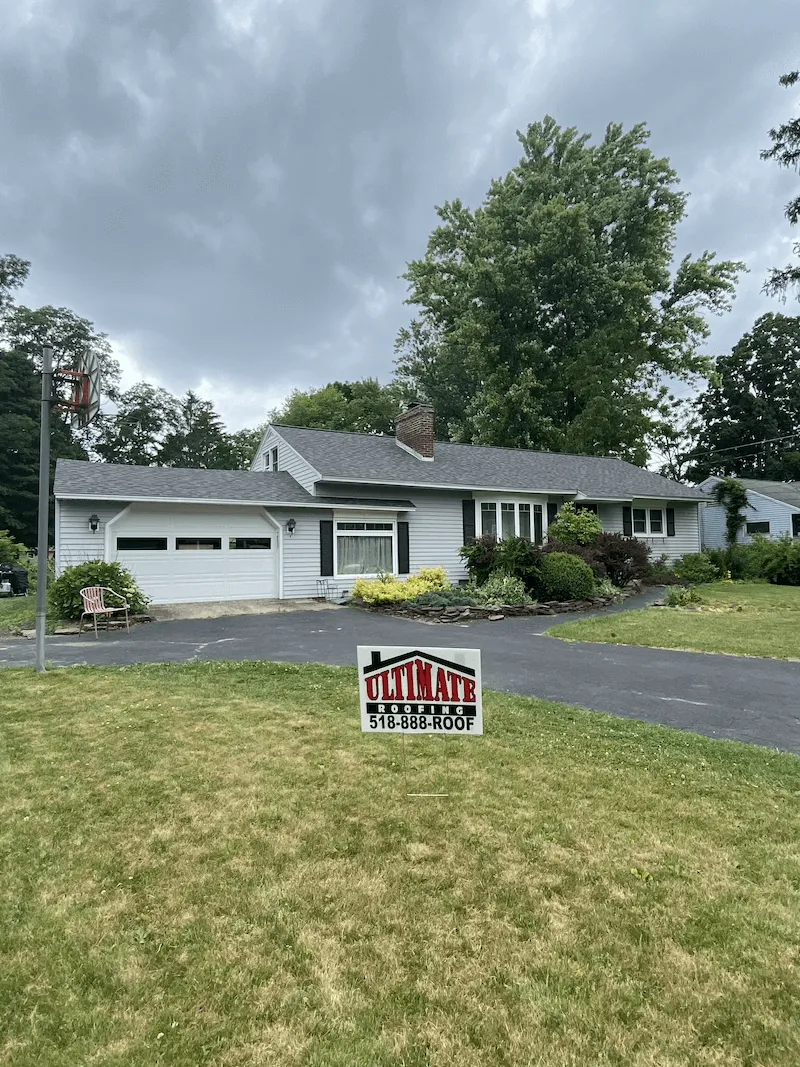 Glenville NY — 23-square Owens Corning Williamsburg Gray (Platinum Warranty) — Ultimate Roofing