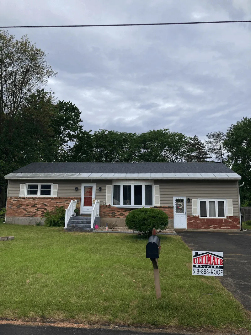 Rotterdam NY — 20-square Owens Corning Williamsburg Gray — Ultimate Roofing