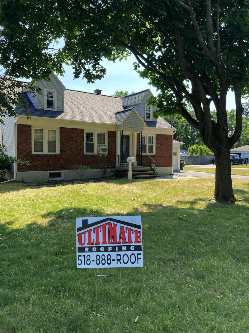 Schenectady NY — 25-square Owens Corning Midnight Plum — Ultimate Roofing